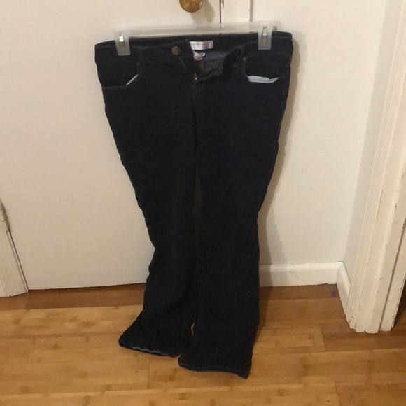 Jeans - Picture 2 of 4